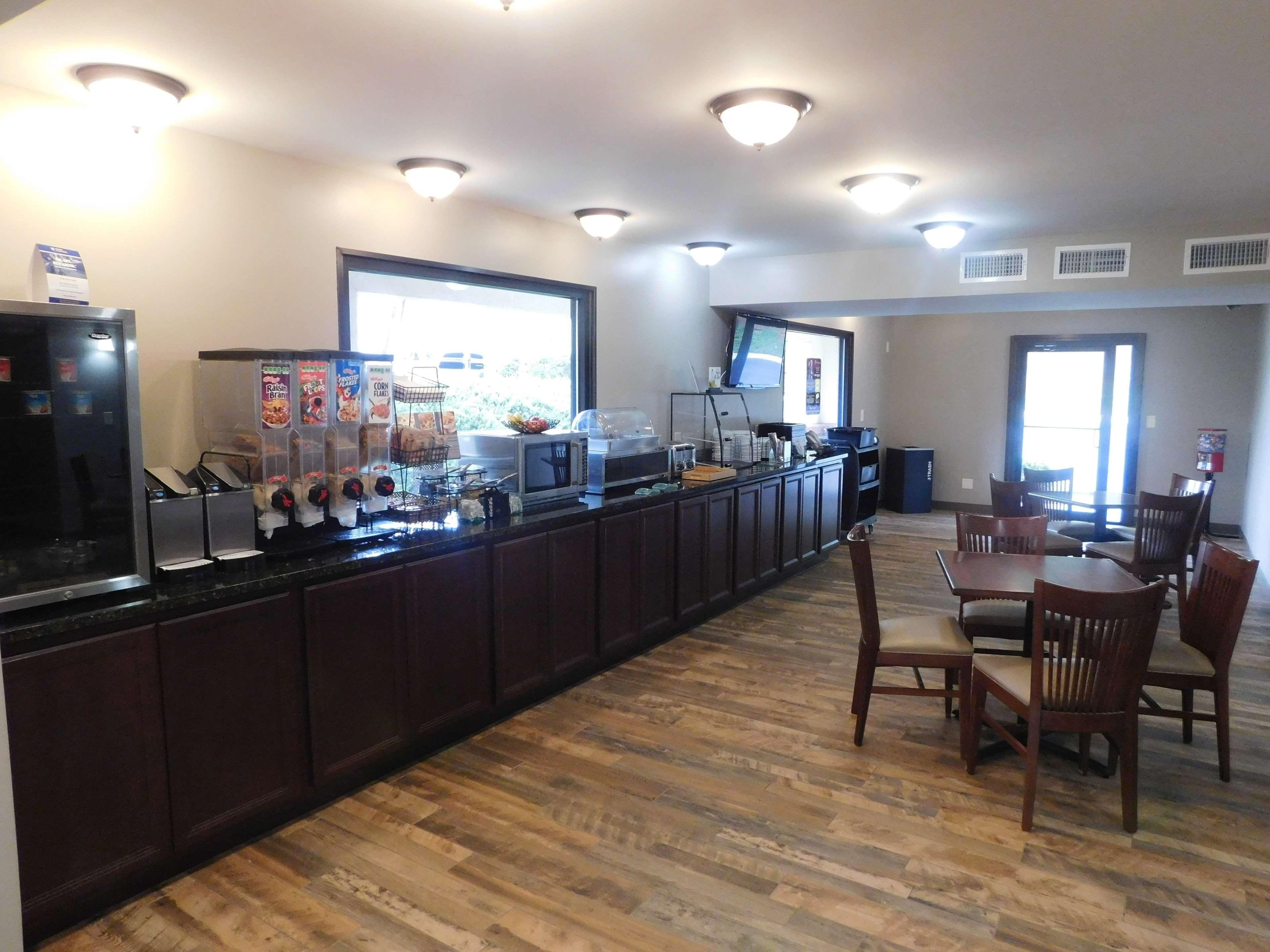 Best Western Shenandoah Inn Newnan Esterno foto