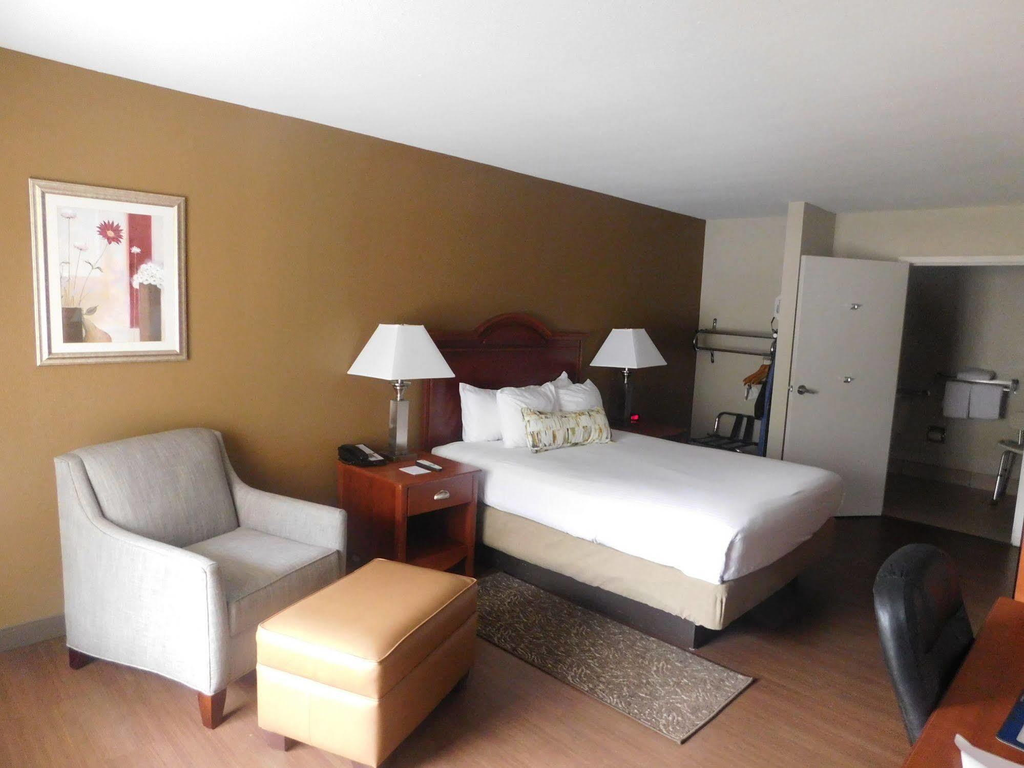 Best Western Shenandoah Inn Newnan Esterno foto
